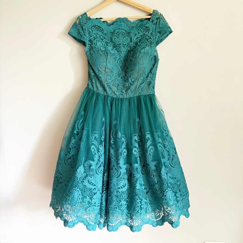 Chi Chi London Teal Lace Boat Neck Fit & Flare Dress Sz 10 Embroidered Gown NWT